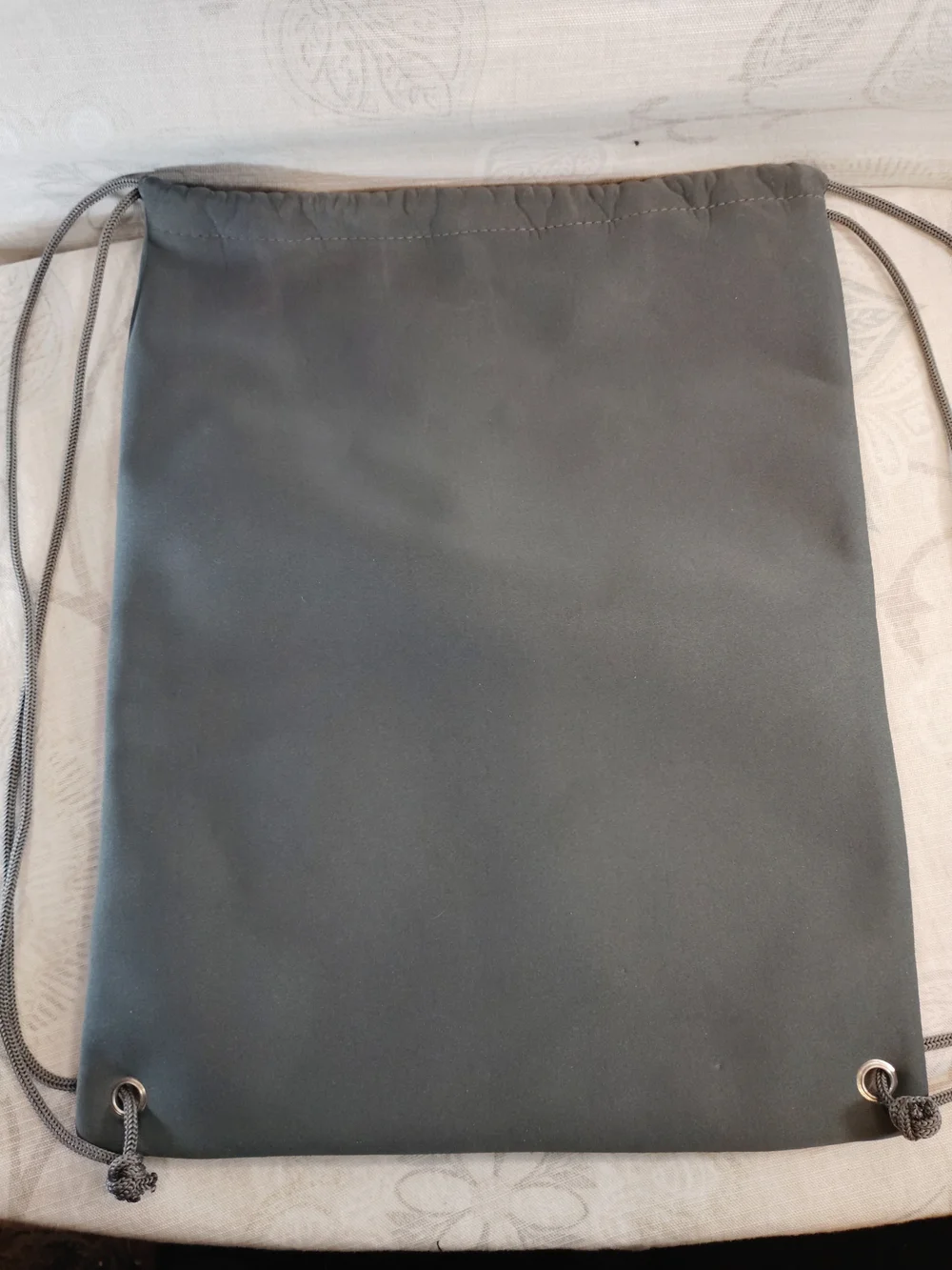 Rodan + Fields Purple and Gray Drawstring Backpack w/ Clinch Closure